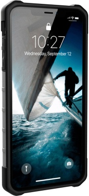 uag_pathfinder_xsmax_white_4