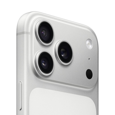 iphone_17_pro_silver_03